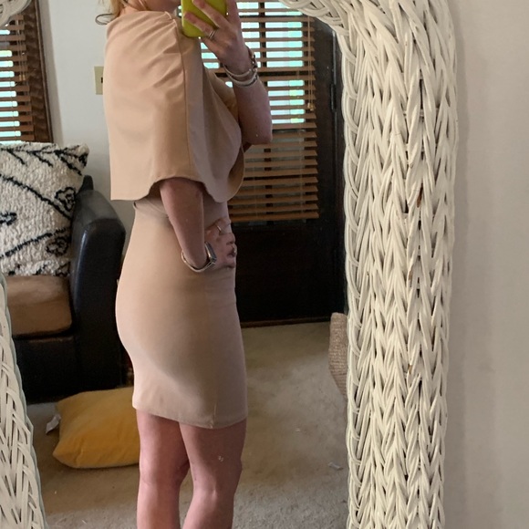 Misguided nude cocktail dress - Picture 3 of 4